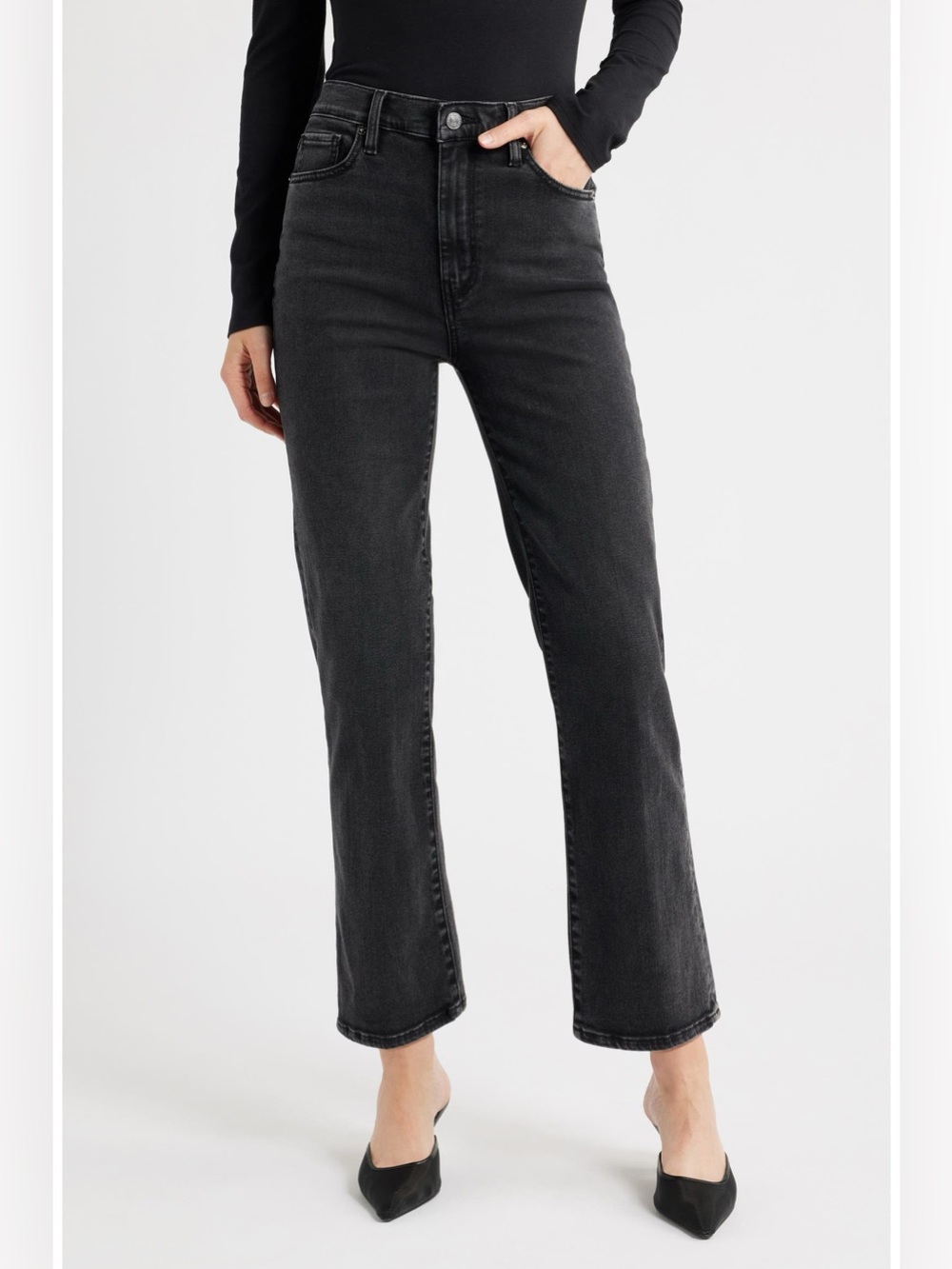 Frame Le Sleek Straight Jean in Kerry (washed black/faded black) denim size 27